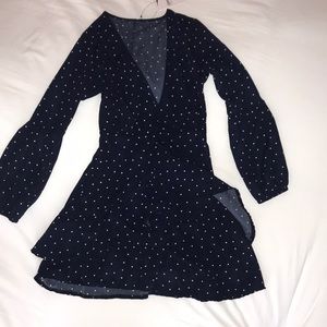 Long-sleeved dress NEVER WORN